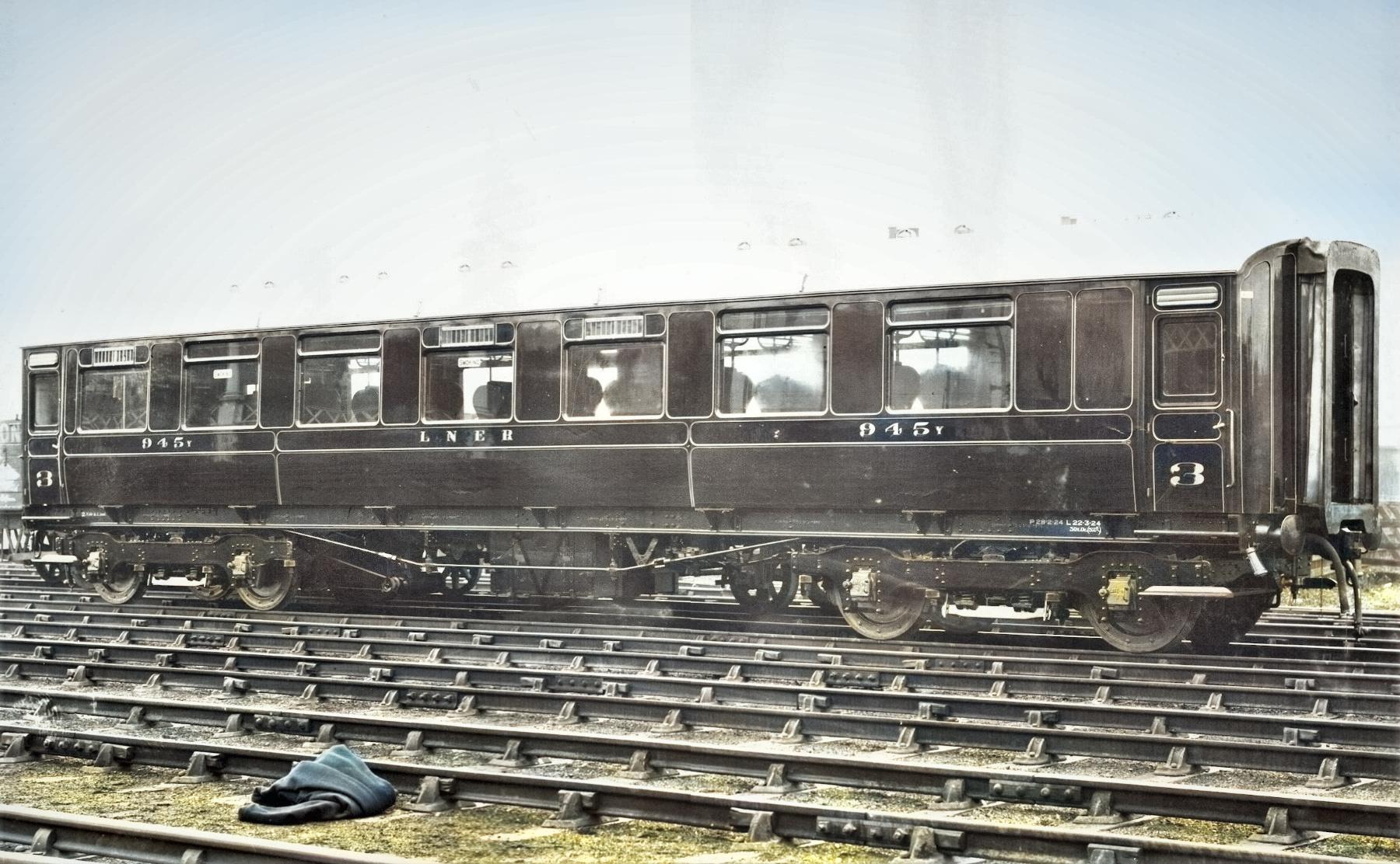 945 colourised1